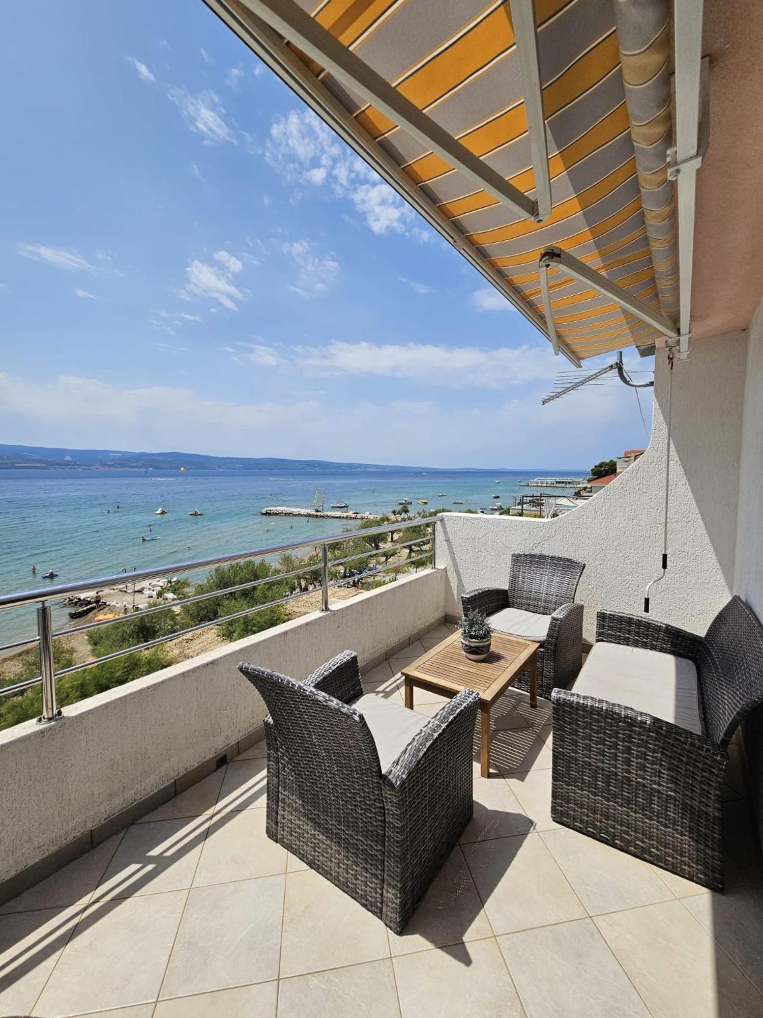 Filip Apartment Omiš Dış mekan fotoğraf