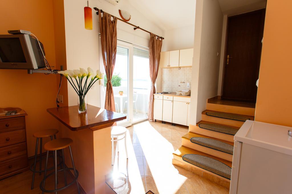 Filip Apartment Omiš Dış mekan fotoğraf